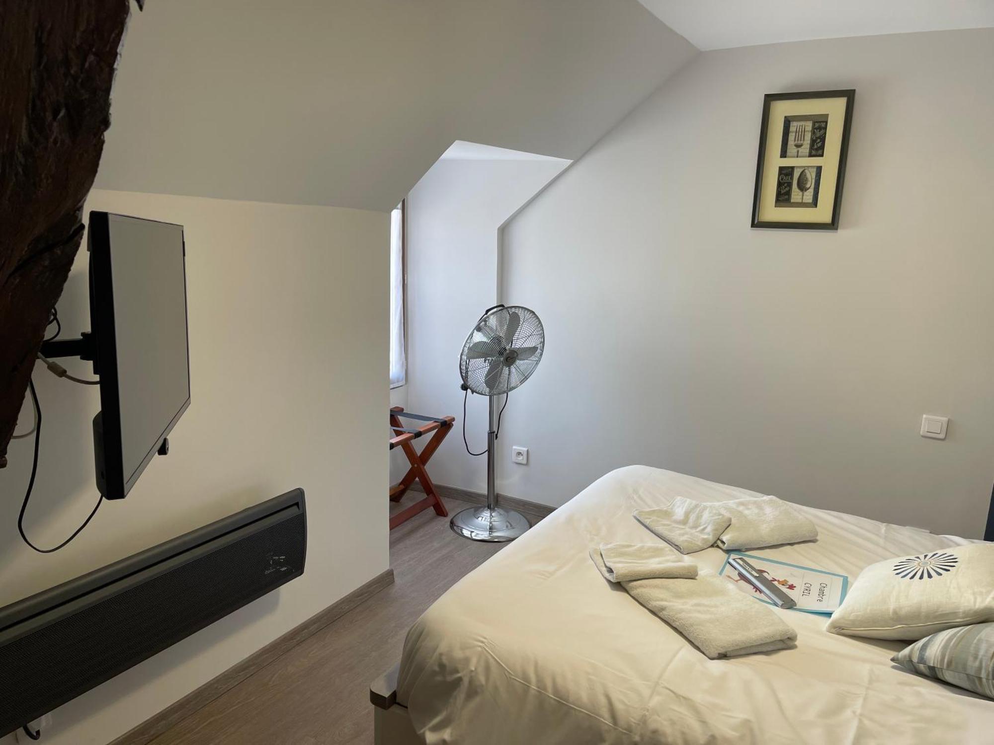 Auberge Saint Fergeux Gionges Ngoại thất bức ảnh