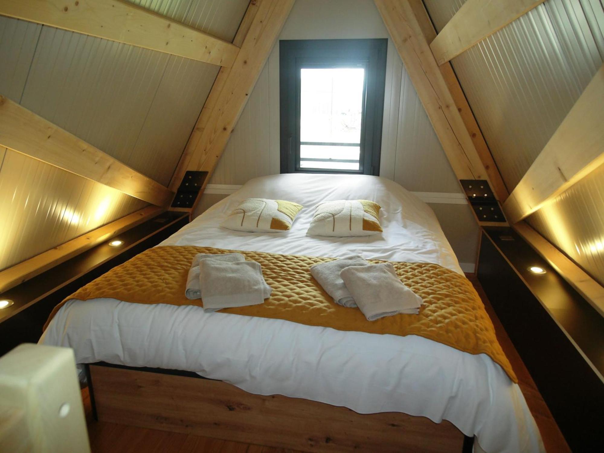 Auberge Saint Fergeux Gionges Ngoại thất bức ảnh
